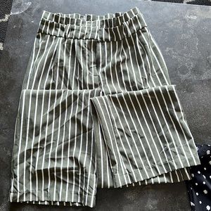 Super cute dress pants